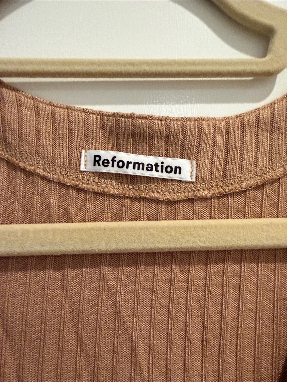 Reformation Ribbed V-Neck Button-Front Top — Caramel Brown - Picture 2 of 4
